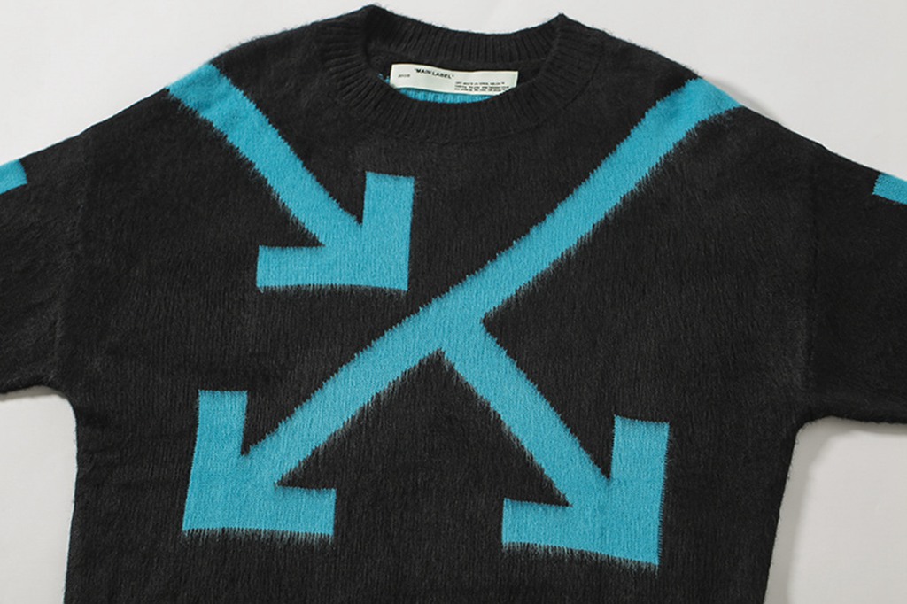 OFF WHITE